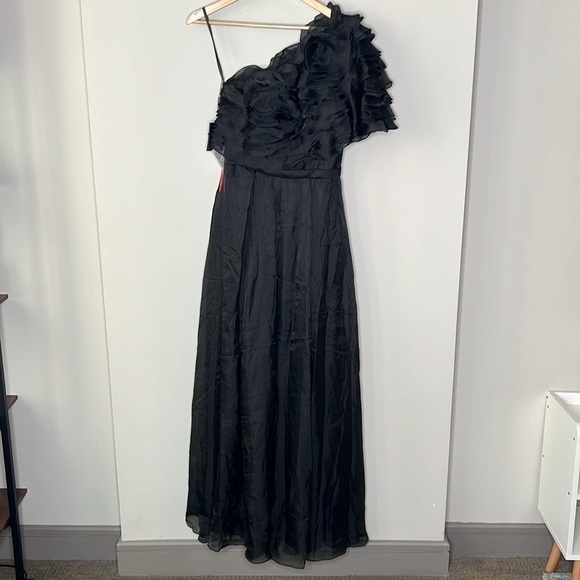 Ieena for Mac Duggal 26527 Ruffle Layered One Shoulder Gown in Black Size 6 NWT! - Picture 4 of 13